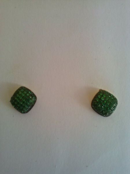 brinco de zirconia com ródio negro